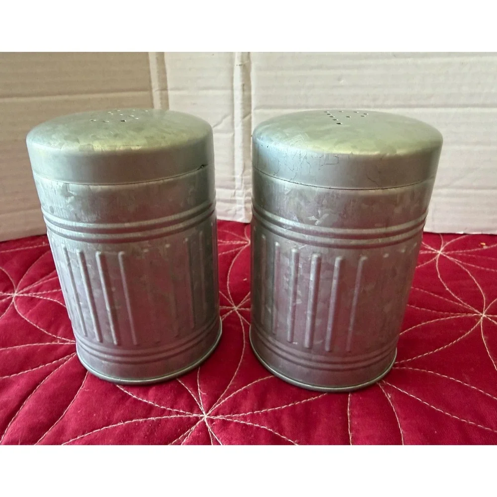 Rustic Galvanized Metal Salt & Pepper Shaker Set Farmhouse Trash Can Style 50's